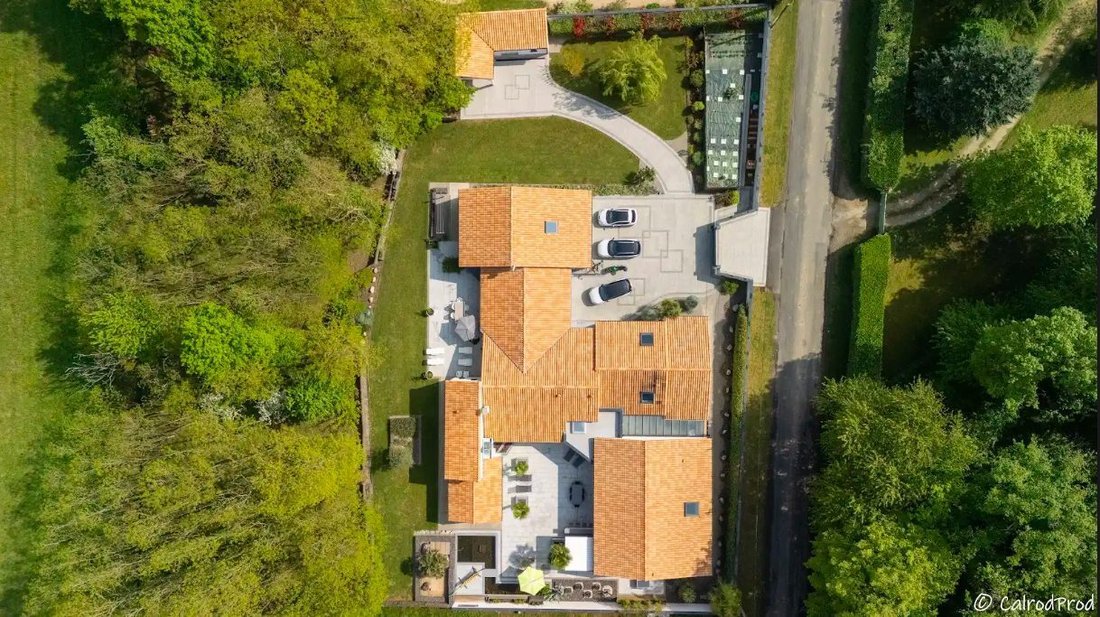 Villa in Poitiers, Nouvelle-Aquitaine, France 2 - 17298507