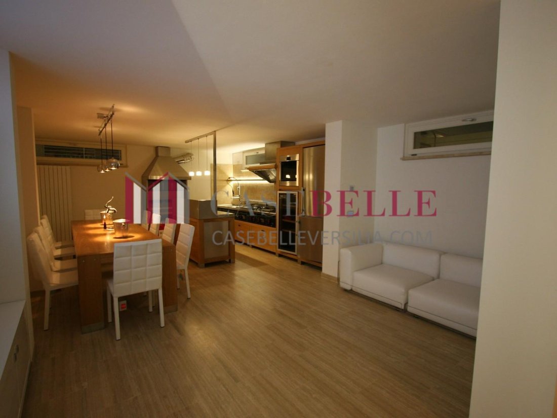 Villa in Lido di Camaiore, Camaiore, Tuscany 2 - 12569637