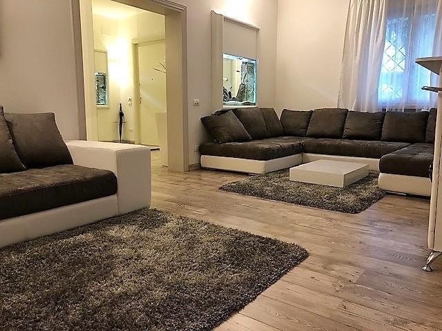 Villa in Ronchi, Massa, Italy 4 - 17294769
