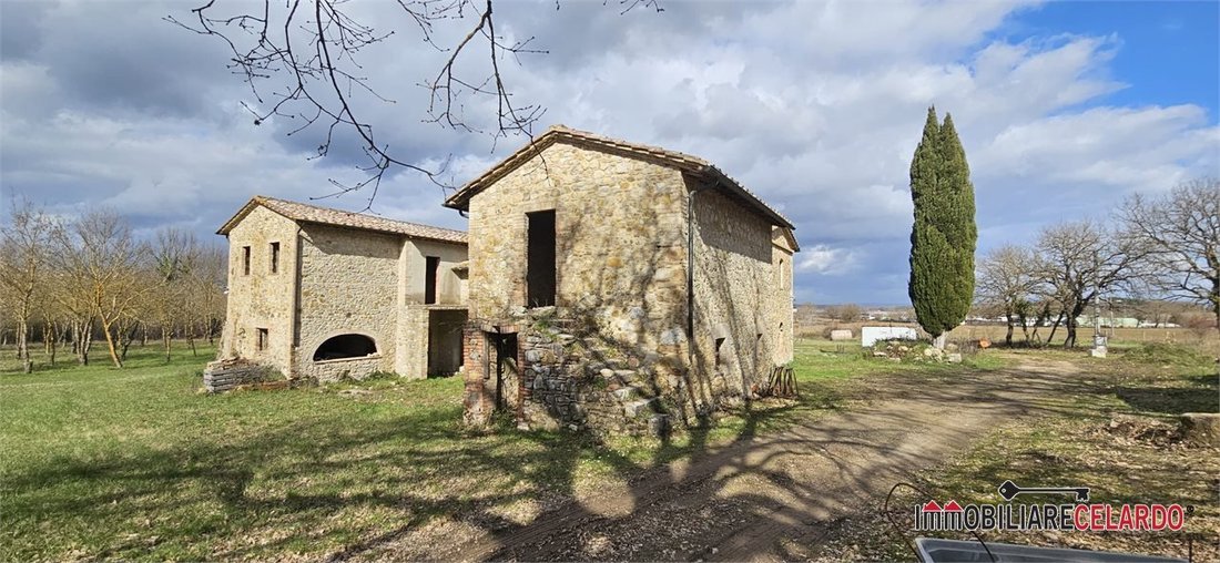 Farm Ranch in Casole d'Elsa, Tuscany, Italy 1 - 17296057