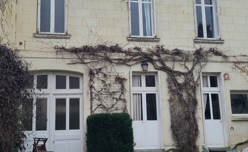 House in Delessert-Saint Louis-Nantilly, Saumur, France 1