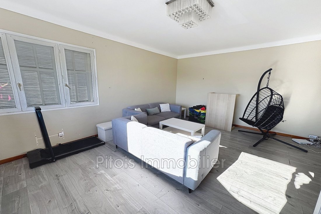 Villa in Les Cougoulins-Rastines, Antibes, France 5 - 14458648