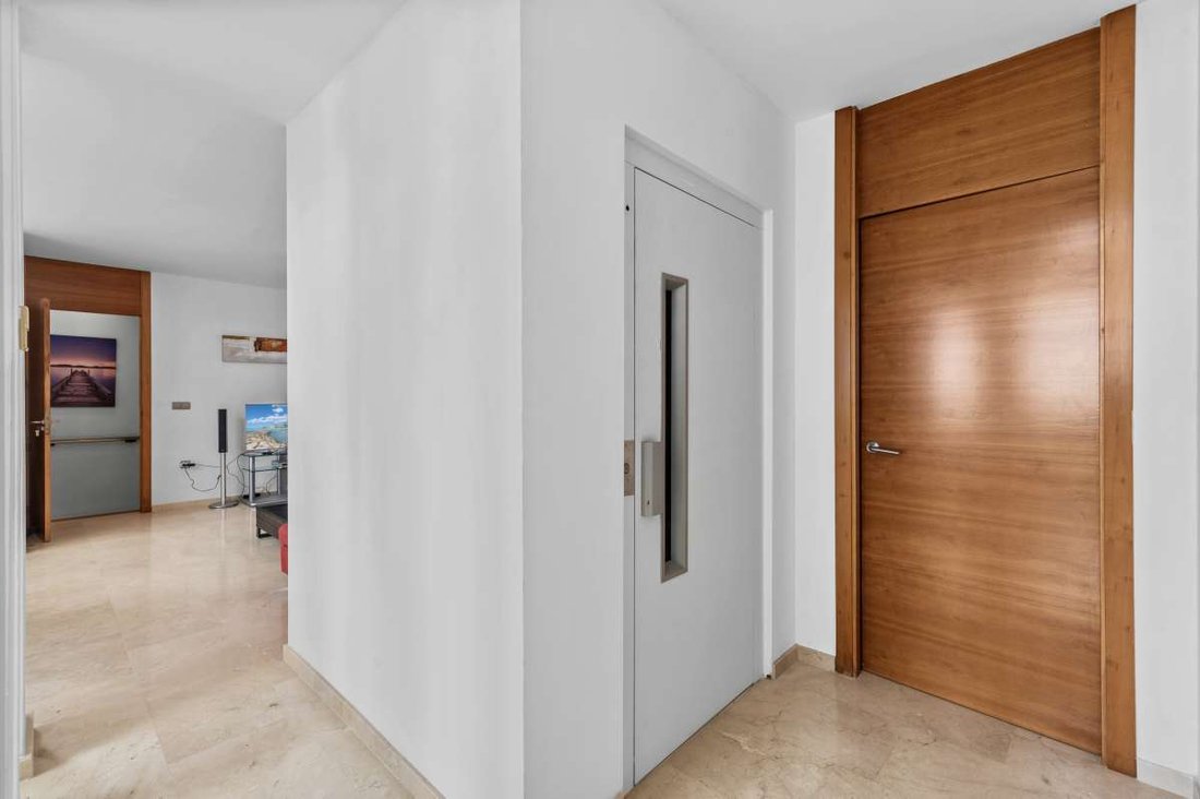 House in Calp / Calpe, Valencian Community, Spain 3 - 17293029