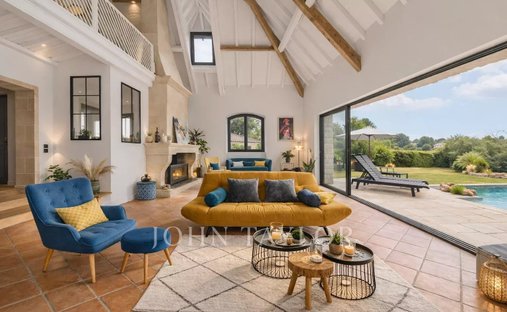 House in Nord, Carbon-Blanc, France 1