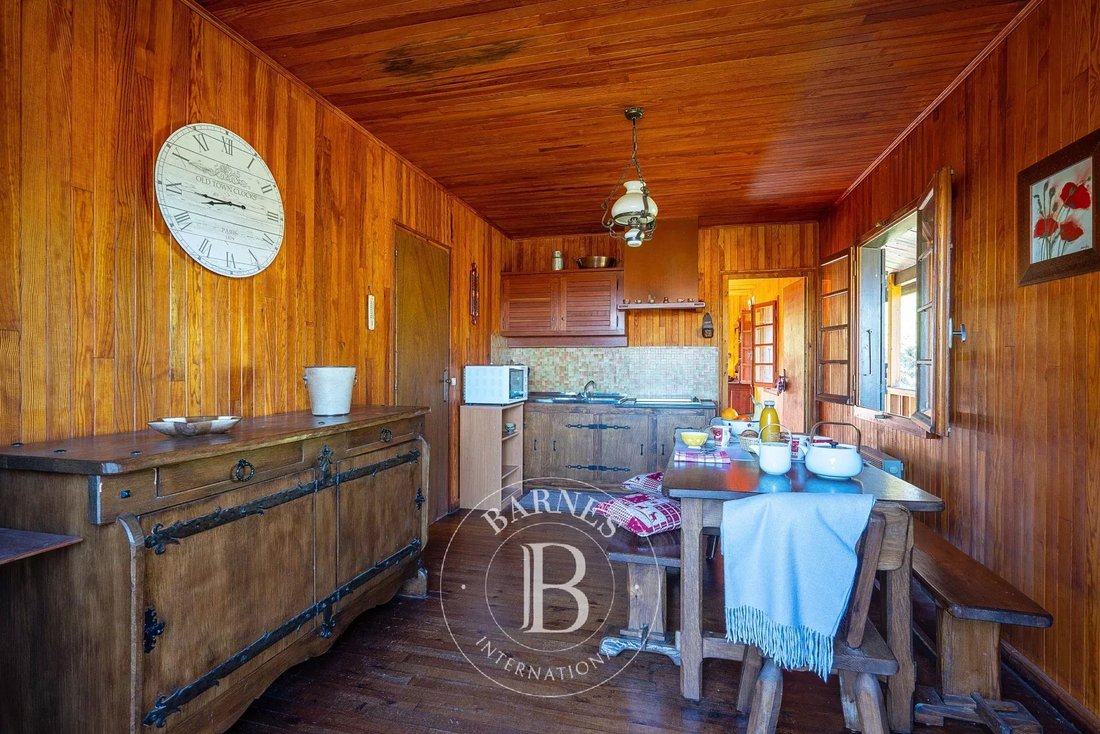Chalet in Bons-en-Chablais, Auvergne-Rhône-Alpes, France 5 - 17294530