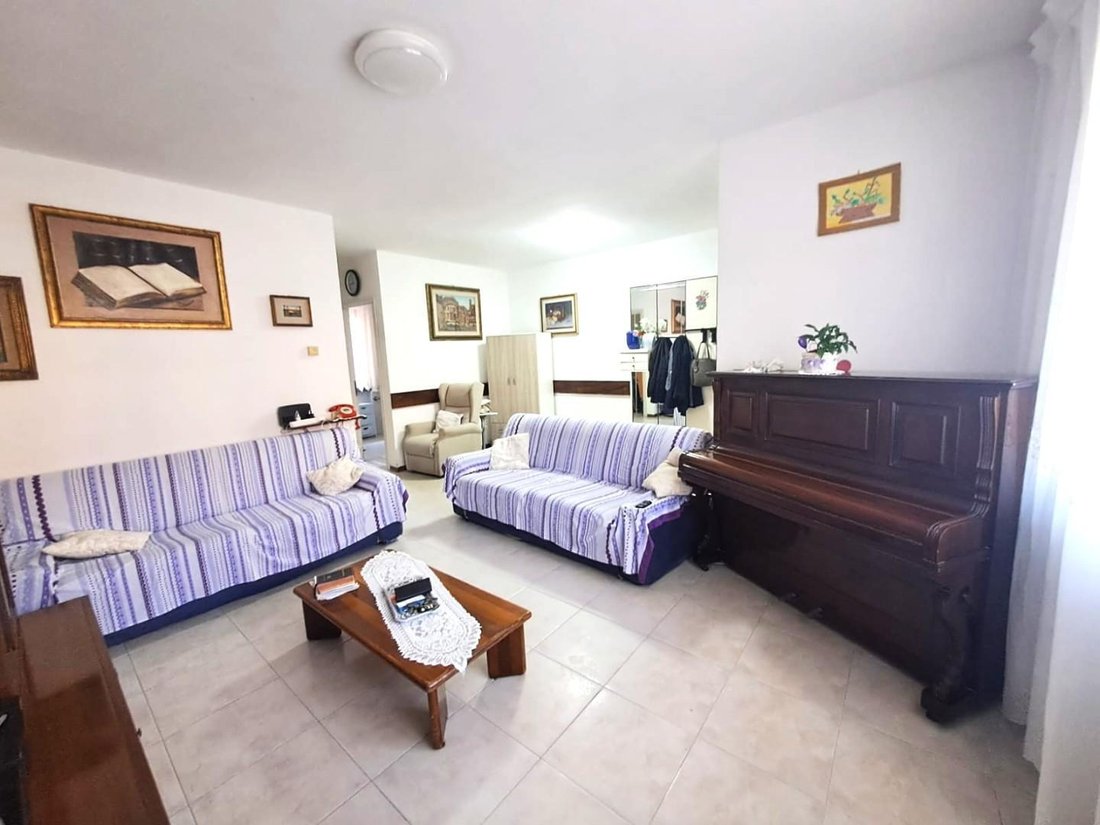 Country House in Vittoria Apuana, Forte dei Marmi, Tuscany 5 - 17294699