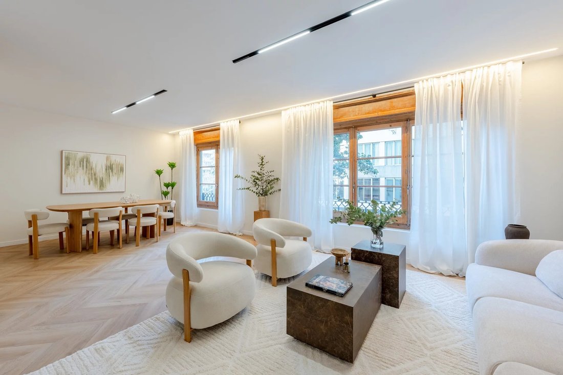 Apartment in Sarrià-Sant Gervasi, Barcelona, Spain 1 - 17295120