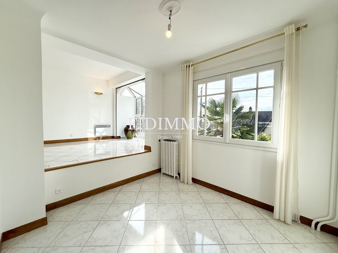House in Chennevieres-sur-Marne, Ile-de-France, France 5 - 16315000