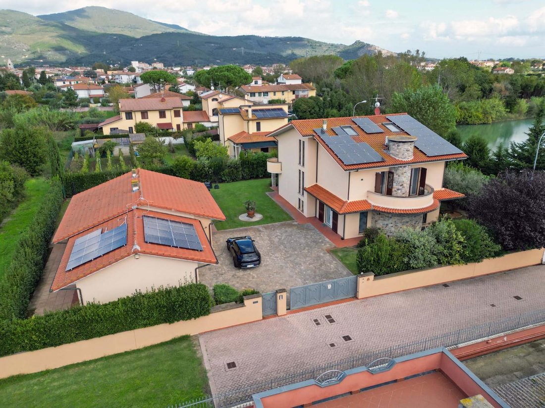 Villa in Center, Cascina, Tuscany 1 - 17294125