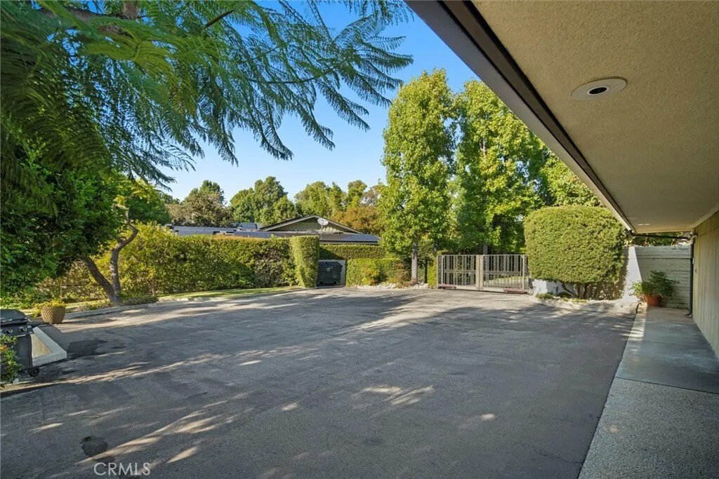 House in Altadena, California, United States 5 - 16621287