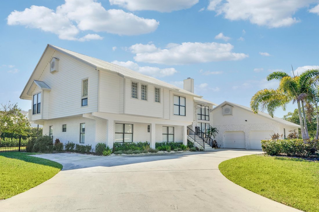 House in Stuart, Florida, United States 3 - 17293463