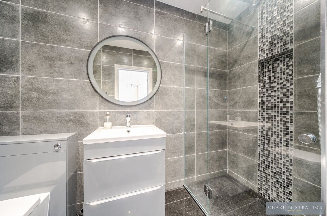 House in Gidea Park, Romford, England 4 - 17298746
