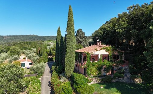 Villa in Castagneto Carducci, Tuscany, Italy 1