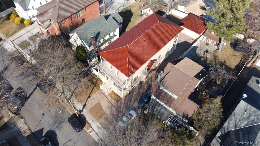 House in New York, New York, United States 5 - 17296241