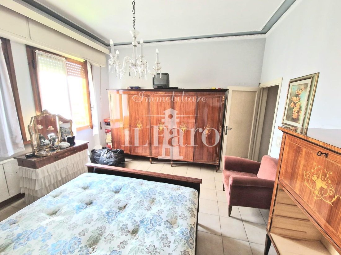 Villa in Center, Signa, Tuscany 5 - 17294965