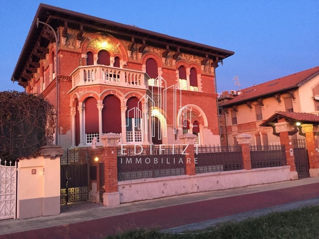 Villa in Marina di Massa Centro, Massa, Italy 3 - 17294475
