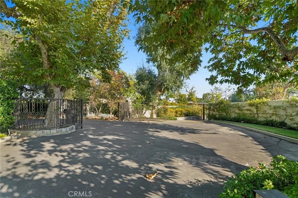 House in Altadena, California, United States 2 - 16621287