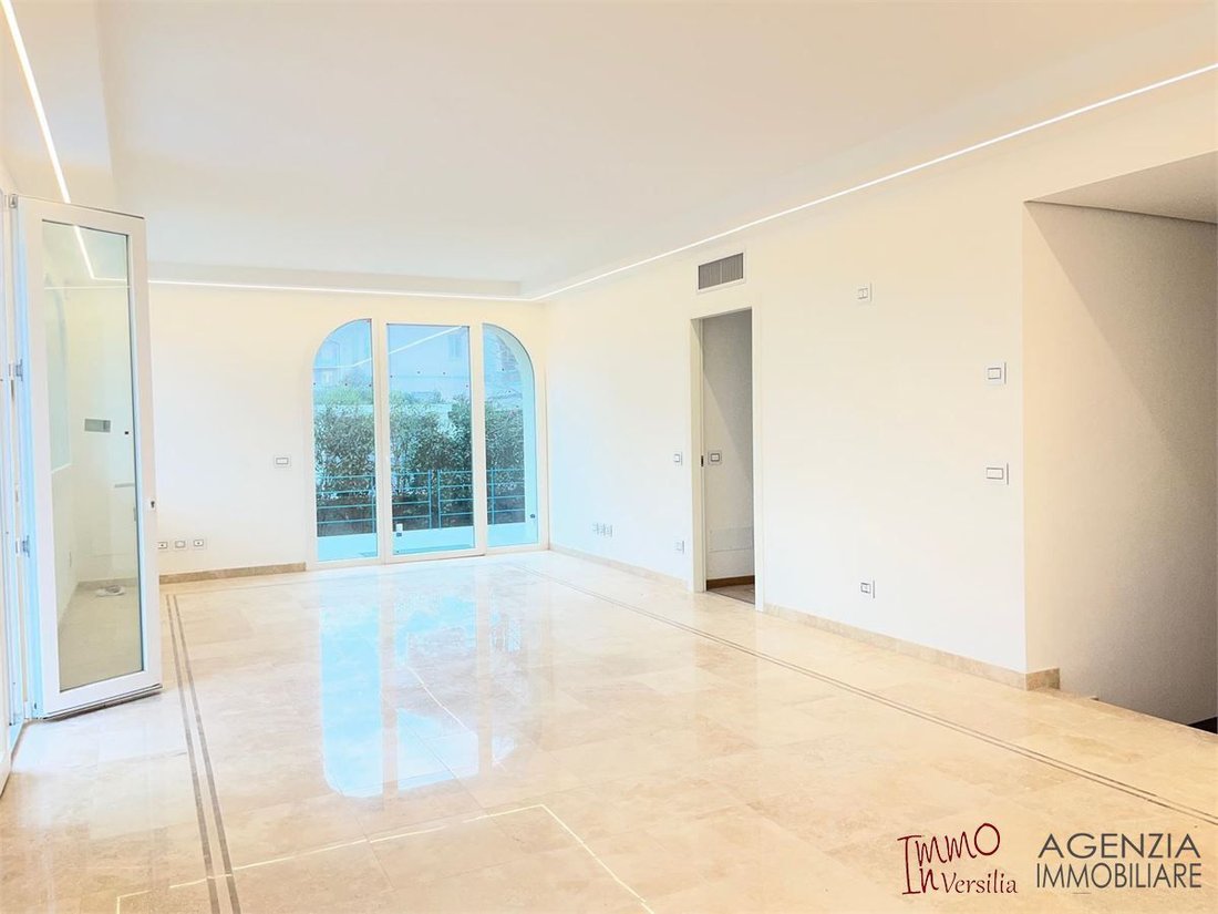 Apartment in Viareggio, Tuscany, Italy 2 - 17296076