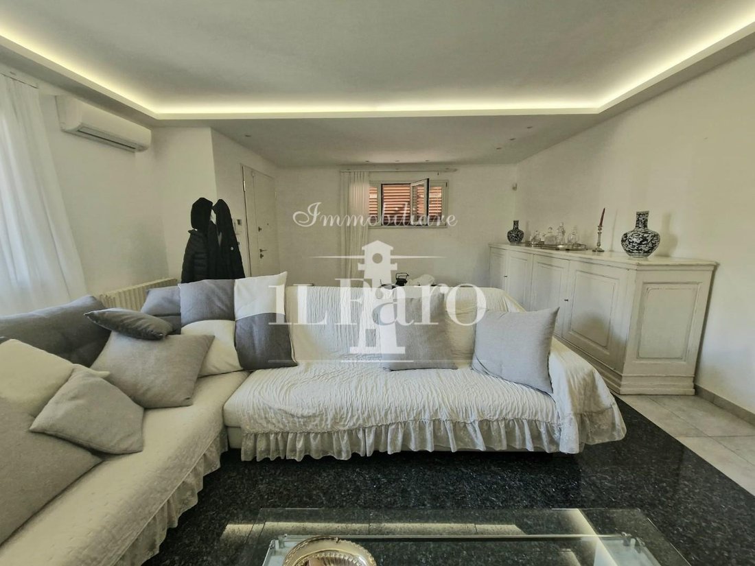 House in Center, Campi Bisenzio, Tuscany 4 - 17294921