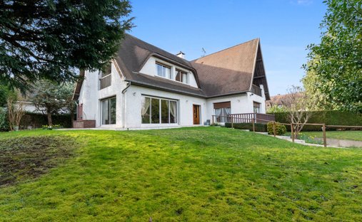 Villa in Plateau Thery-Centre Ancien, Vaucresson, Frankreich 1
