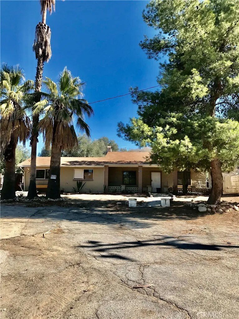 House in Colton, California, United States 1 - 17296910