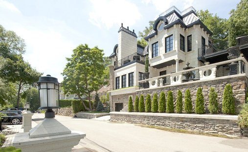 Maison à Laval, Québec, Canada 1