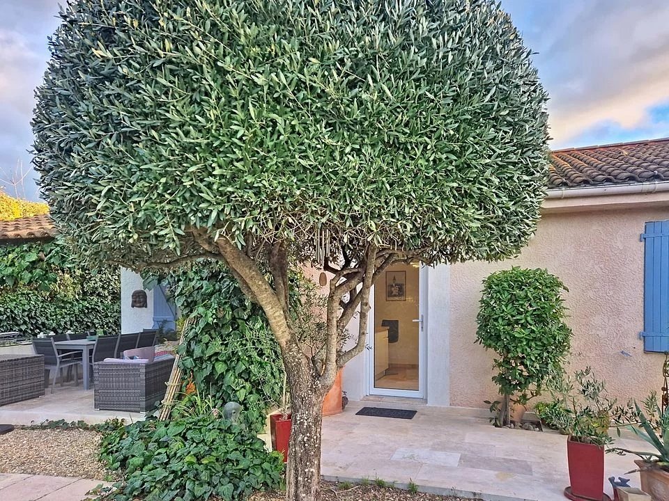 Villa in Saint-Antonin-du-Var, Provence-Alpes-Côte d'Azur, France 3 - 17296283