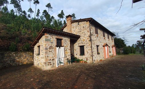 Country House in Compitese, Capannori, Tuscany 1