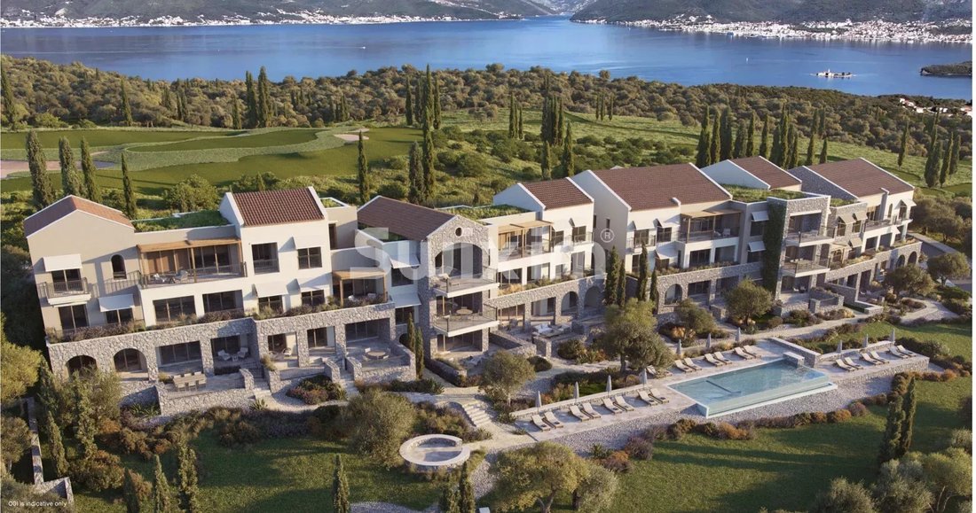 Apartment in Milovići, Tivat Municipality, Montenegro 1 - 14237402