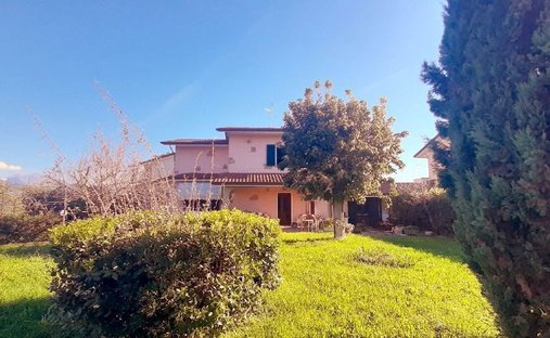 Villa in Lido di Camaiore, Camaiore, Tuscany 1