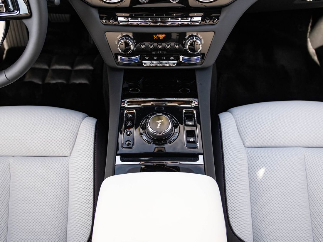 Sedan in La Jolla, CA, United States 4 - 17295088