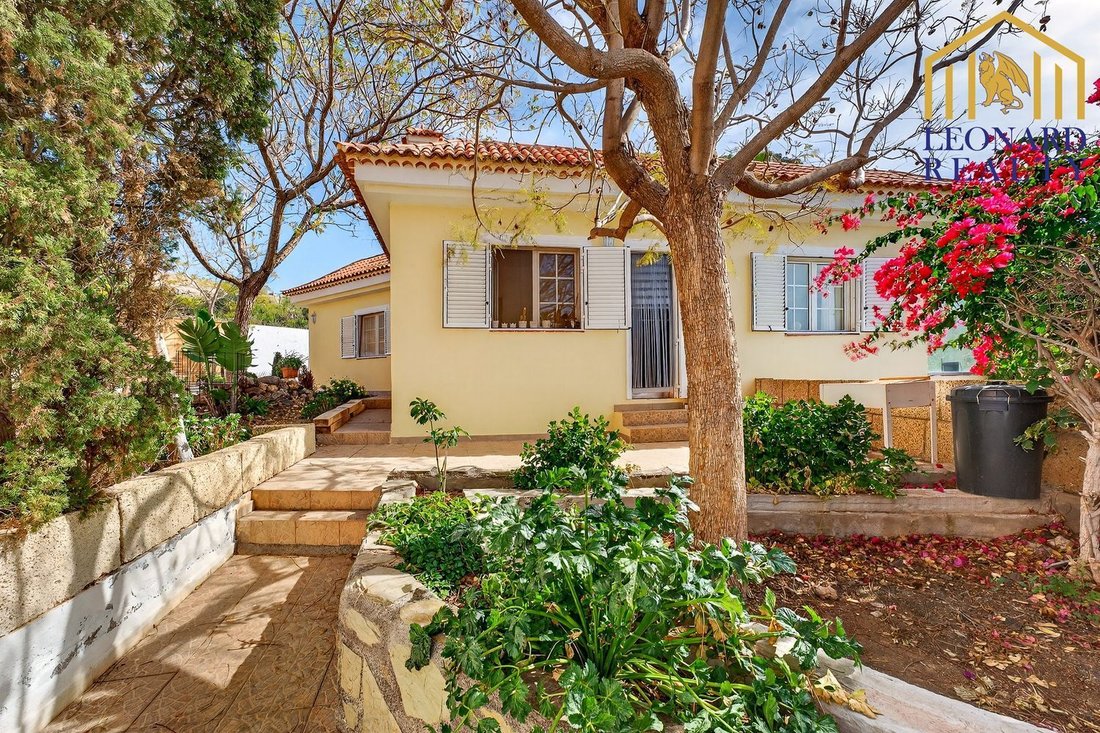 Villa in Arona, Canary Islands, Spain 2 - 17297982