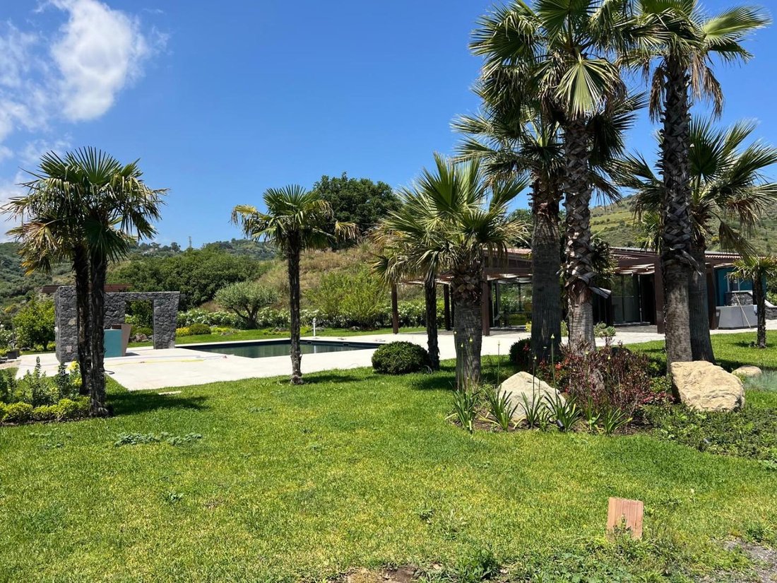 Villa in Fiumefreddo Sicilia, Sicily, Italy 5 - 17294534