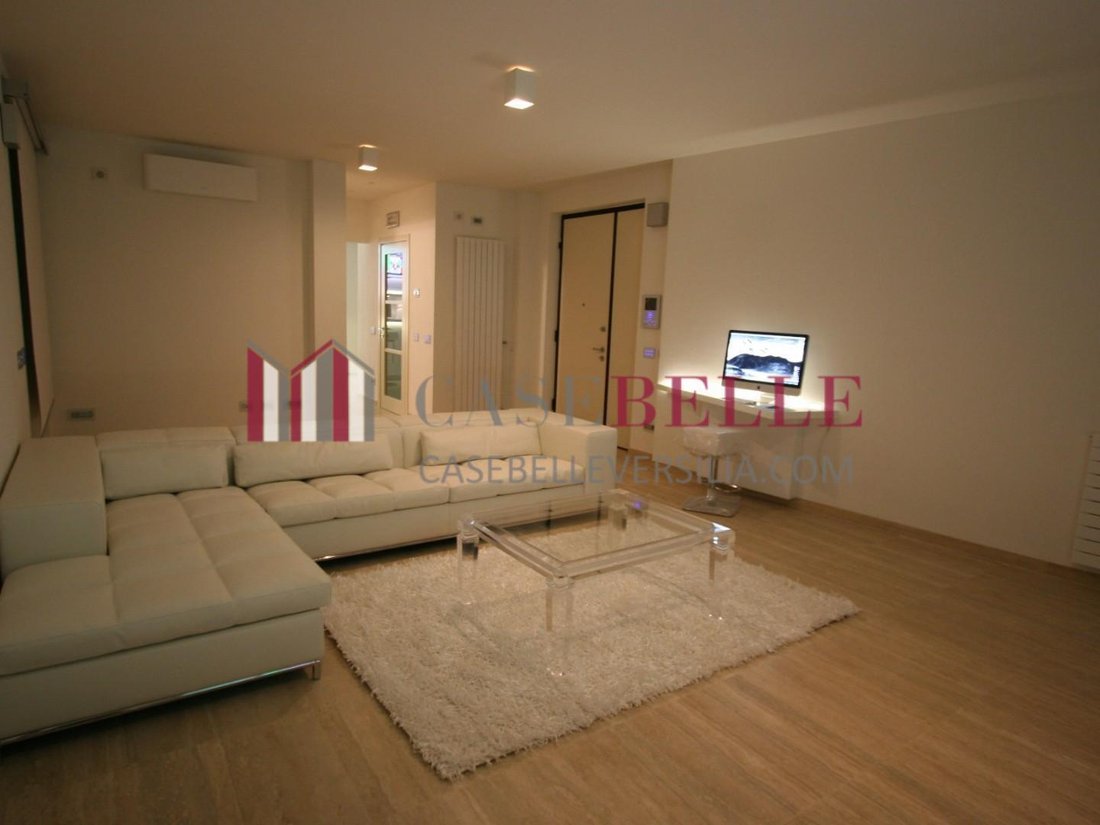 Villa in Lido di Camaiore, Camaiore, Tuscany 4 - 12569637