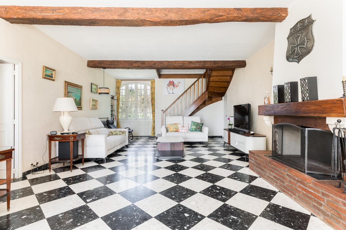 Villa in Vieillevigne, Occitania, France 4 - 17233418