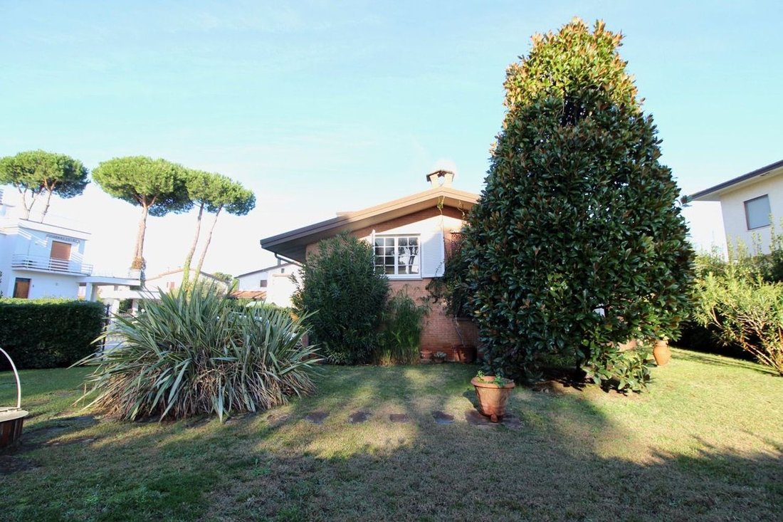 Villa in Focette, Pietrasanta, Italy 5 - 17294901