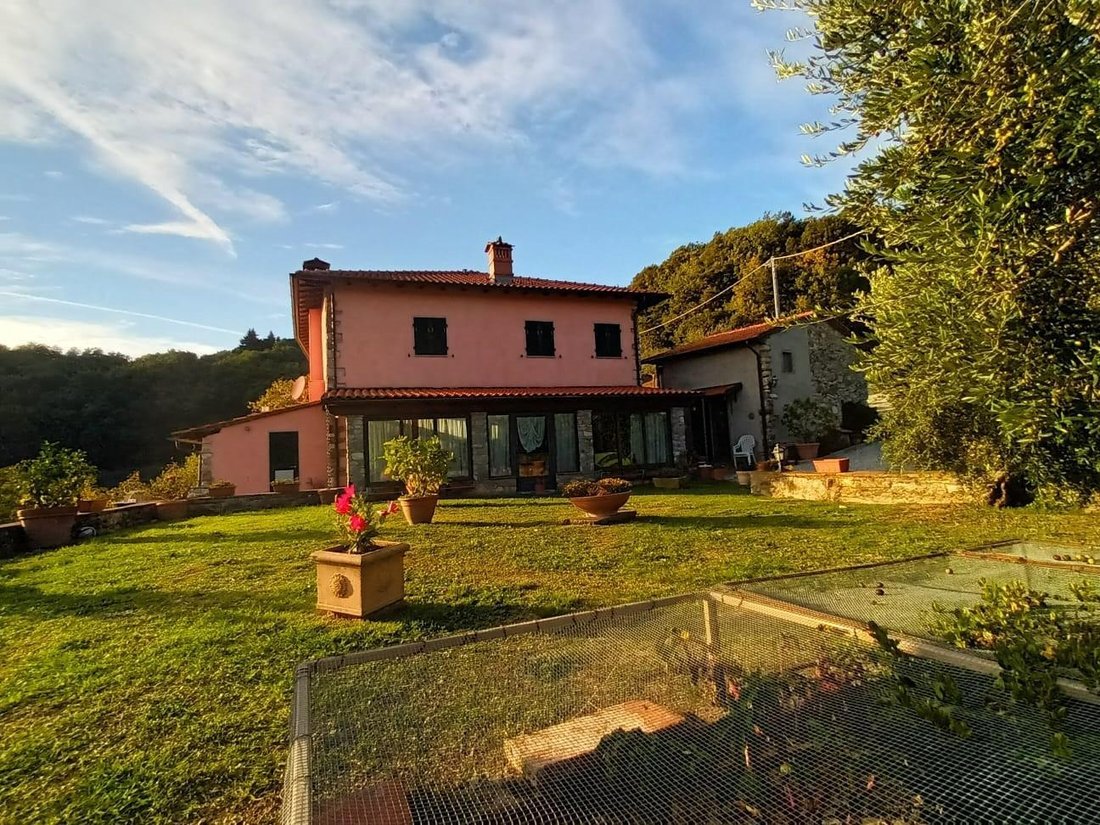 Villa in Pescaglia, Tuscany, Italy 5 - 17294827