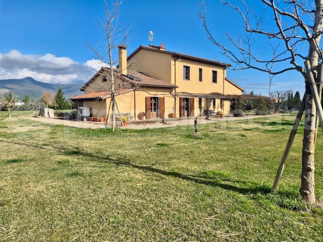 San Frediano a Settimo, Cascina, Tuscany 2 - 17294169
