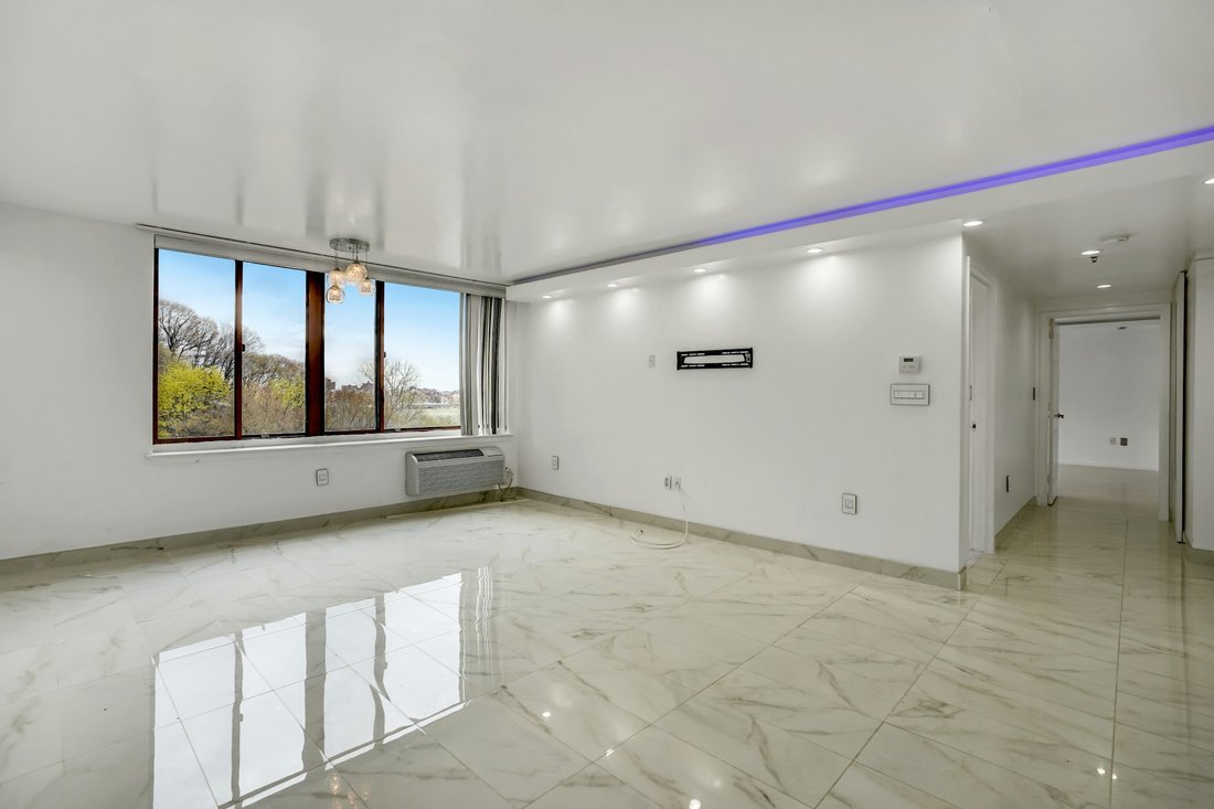 Condo in Fort Lee, New Jersey, United States 3 - 17299890