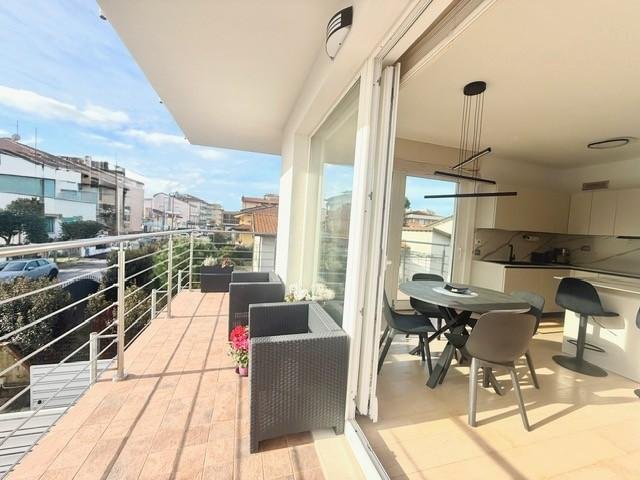 Apartment in Lido di Camaiore, Camaiore, Tuscany 1 - 17294256