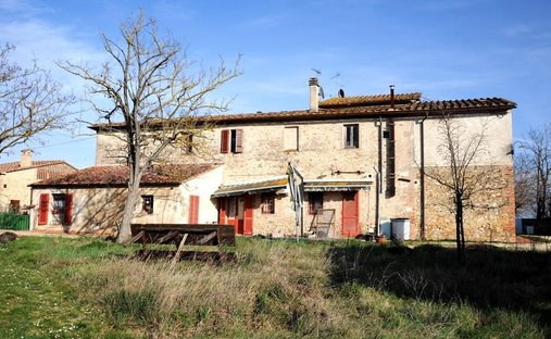 Farm Ranch in Monteriggioni, Tuscany, Italy 1