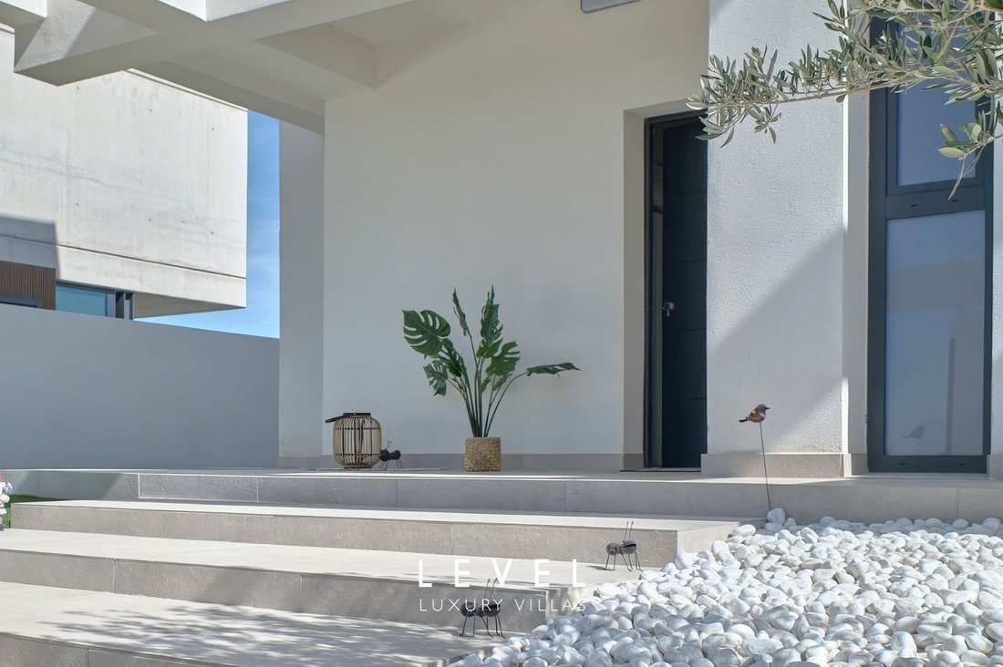 Villa in San Antonio de Benageber, Valencian Community, Spain 2 - 17299038