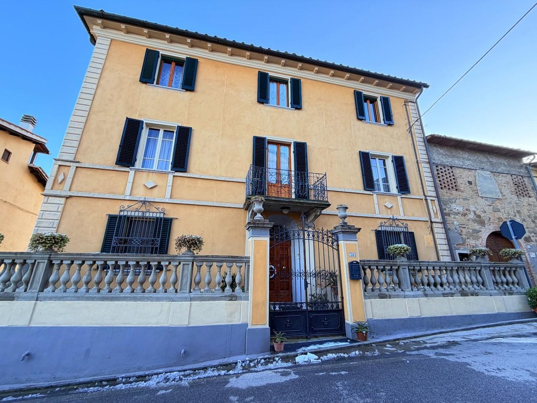 Villa in Chianni, Tuscany, Italy 4 - 17294583