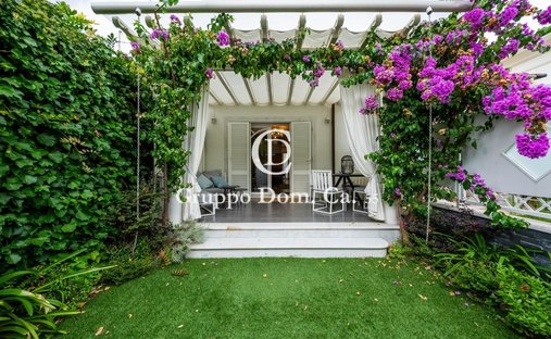 Country House in Center, Forte dei Marmi, Tuscany 1