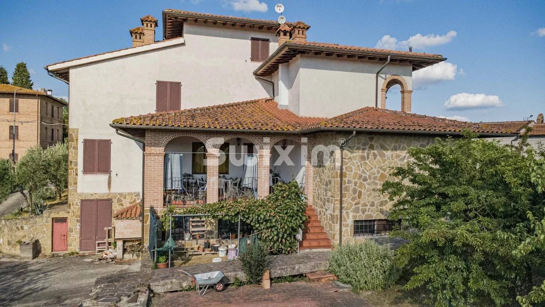 Villa in Castelnuovo Berardenga, Tuscany, Italy 1 - 15992780