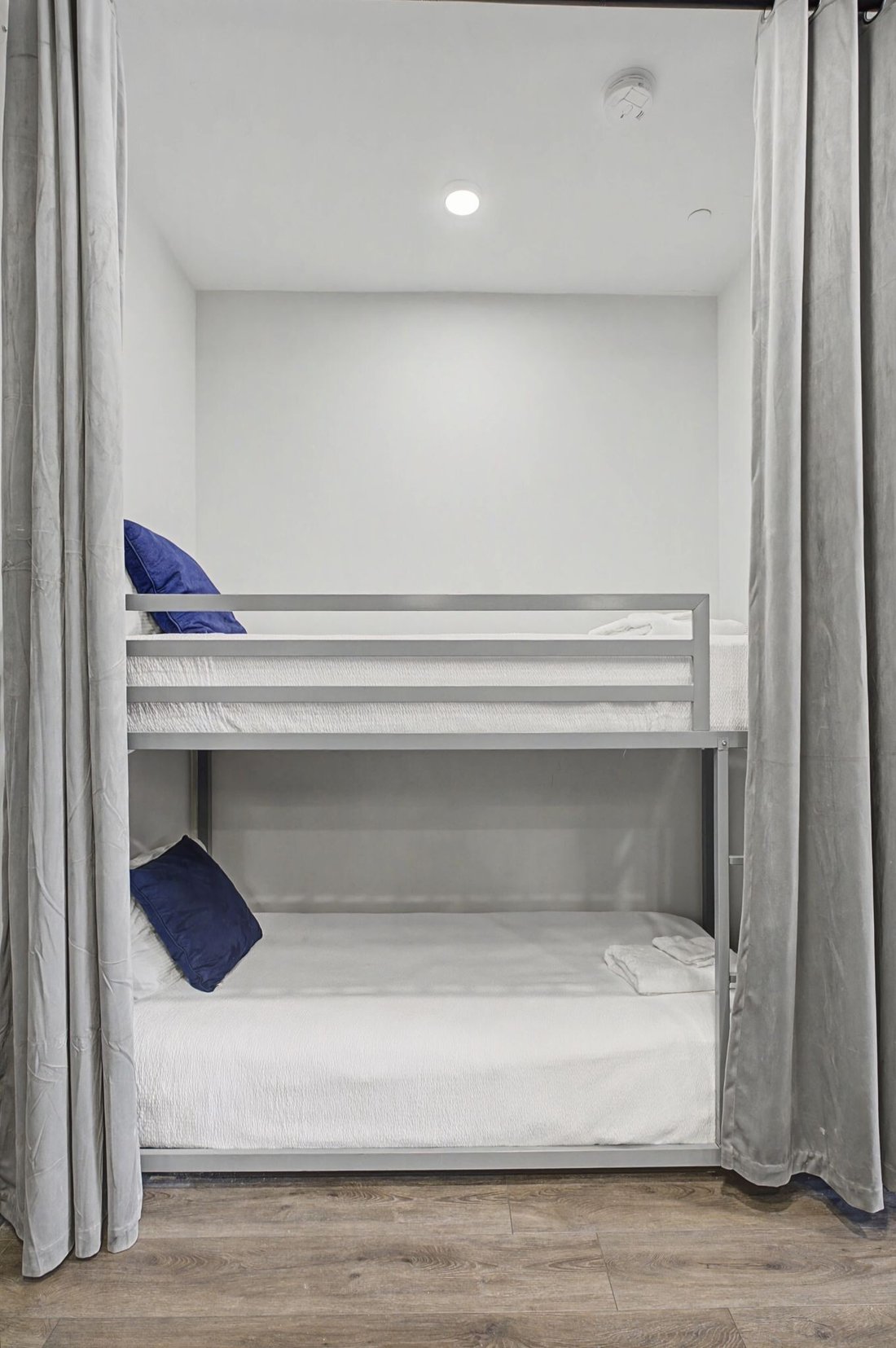 Condo in Nashville, Tennessee, United States 4 - 17296695