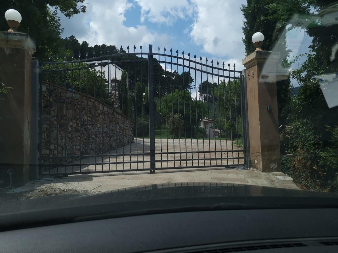 Villa in Buti, Tuscany, Italy 2 - 17294576
