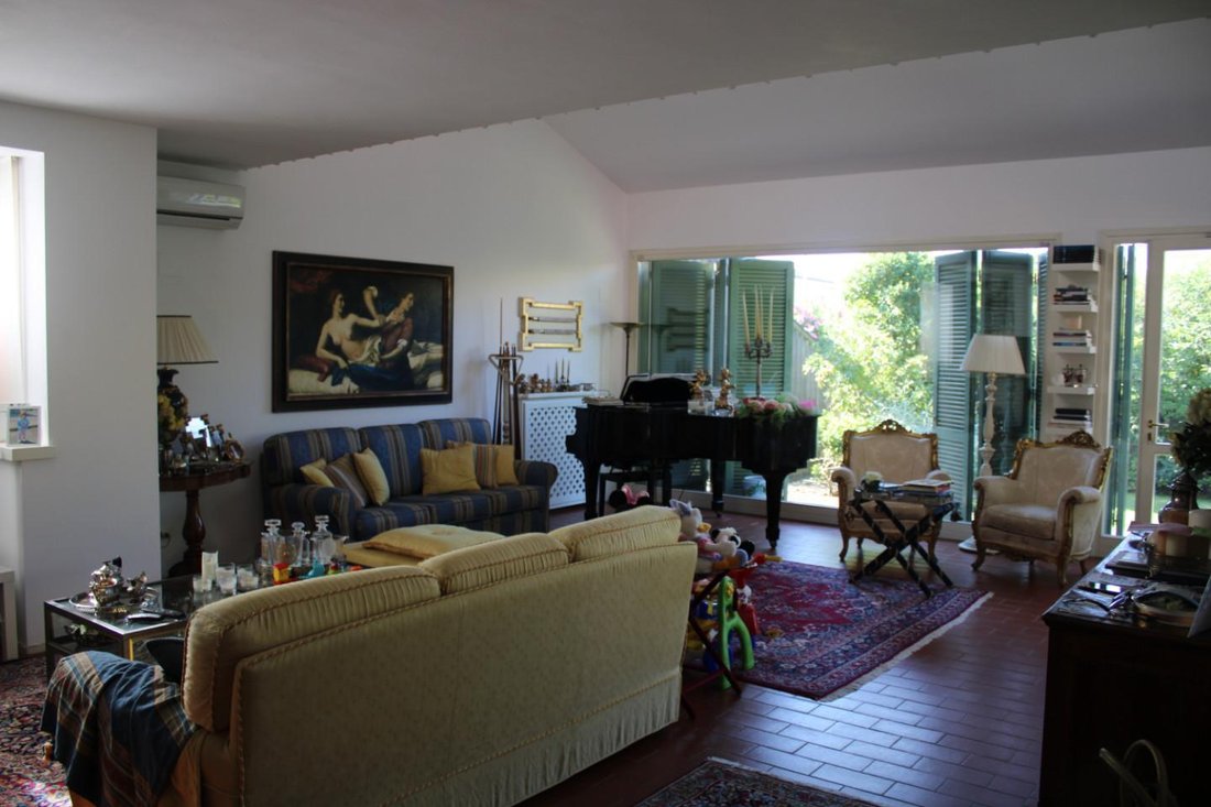 Villa in Ponsacco, Tuscany, Italy 4 - 17294129