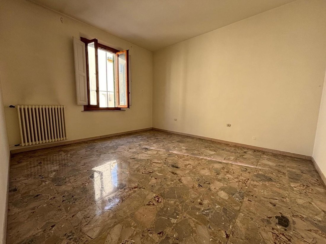 Villa in Near Center, Empoli, Tuscany 4 - 17294355
