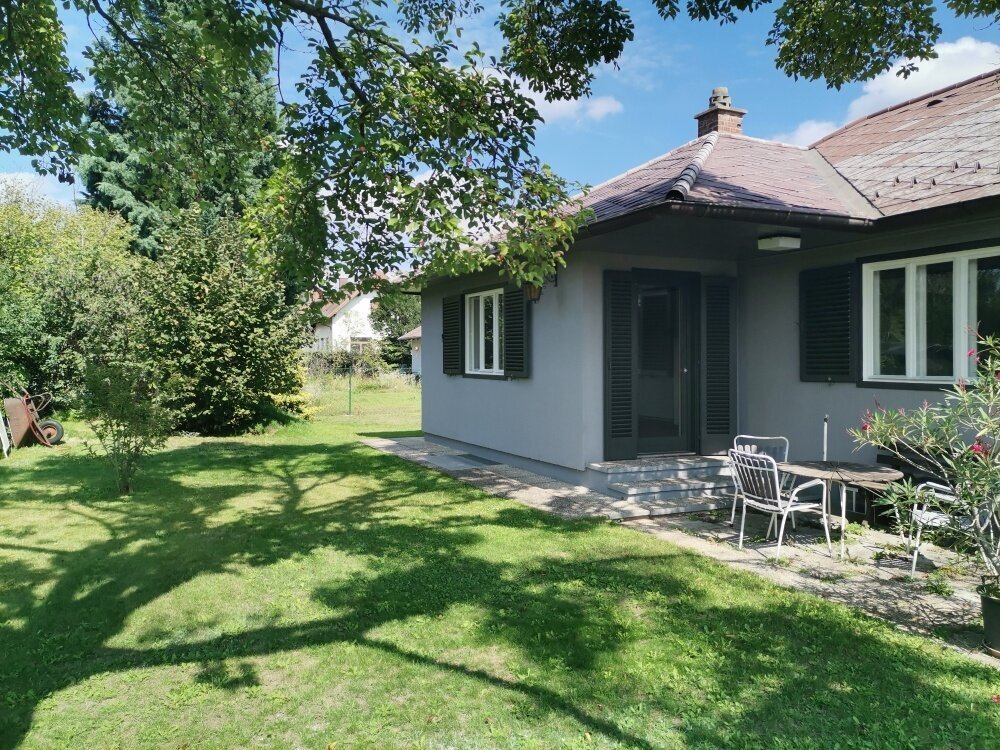 Bungalow in Strasshof an der Nordbahn, Lower Austria, Austria 1 - 16422153
